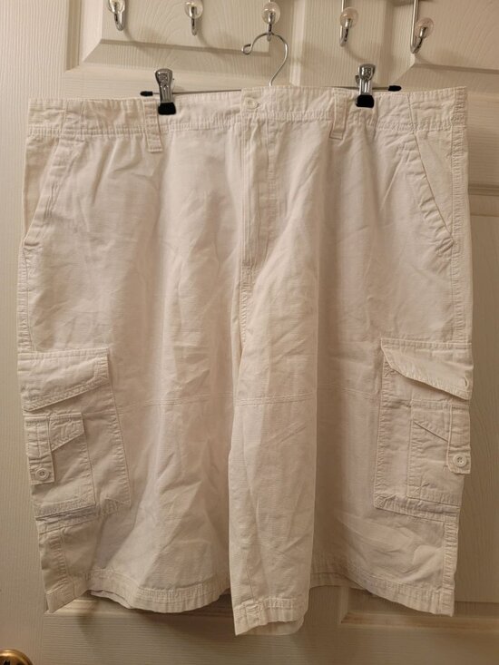 Beverly Hills Polo Club Other - Mens White Shorts size 40